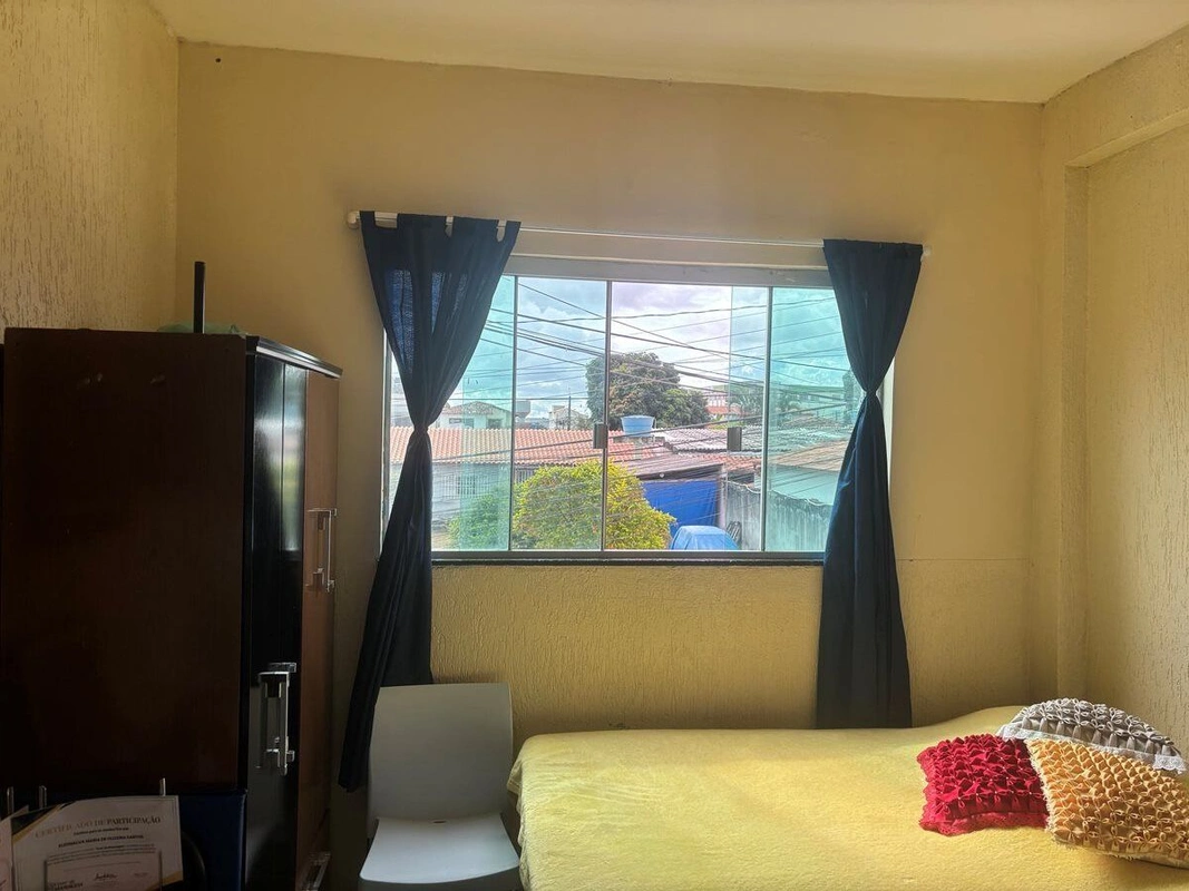 APTO 1 QT COND.SERRA AZUL.ACEITA VEÍCULO(-)VALOR:VAZADO DE 1 QUARTO, 38M2, NO CO...