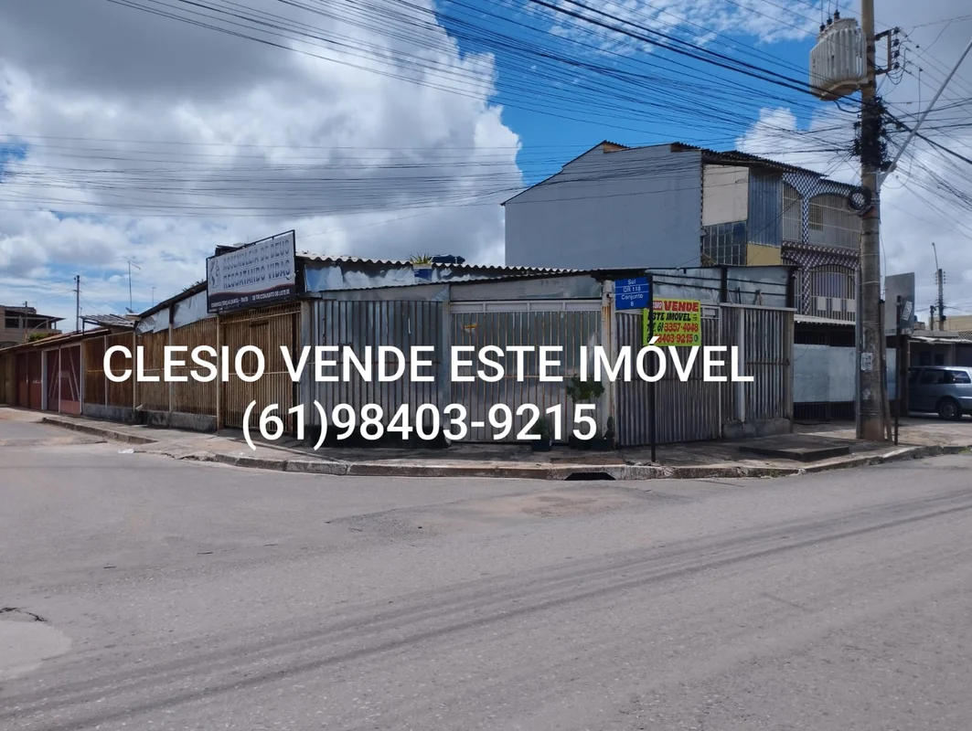 QR 118 esquinão 198 m², casa com 3 qts sendo um suíte, sala, cozinha, banheiro s...