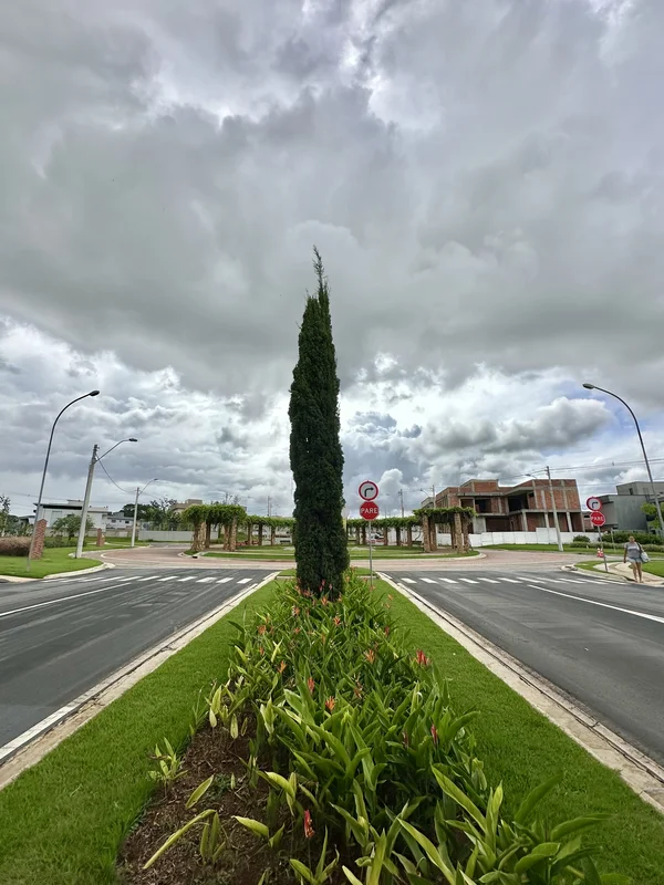 Terreno à venda no Villagio Toscana Com uma tipologia incrível, situado em esqui...