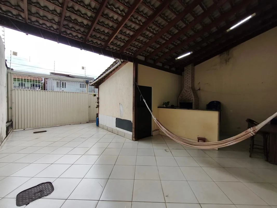 Excelente oportunidade para quem busca conforto, espaço e praticidade! Esta lind...