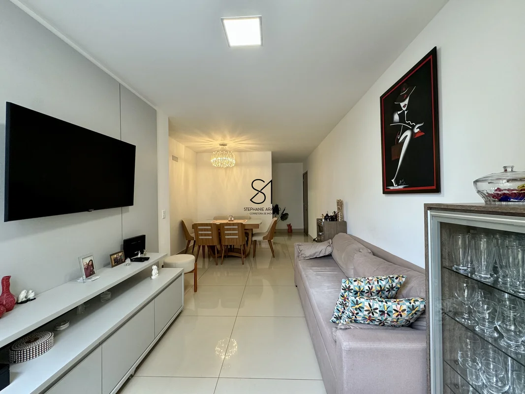 Stephanie Araujo disponibiliza para venda: QI 29 - Lote 1 - Prestige Residence.A...