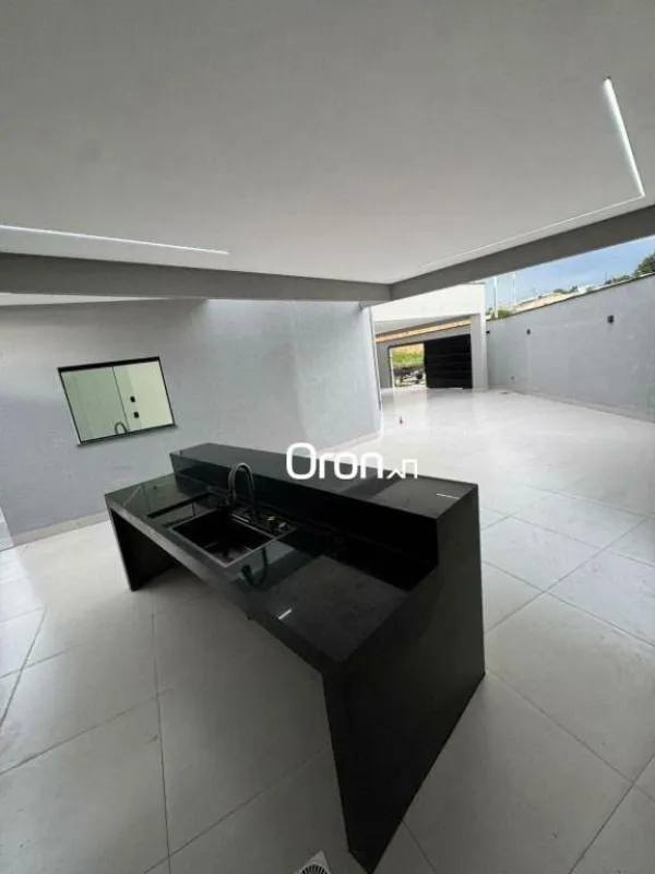 CÓDIGO DO IMÓVEL: CA2036LOCALIZAÇÃOPróximo a Rua MC1.AMBIENTES:Sala de estar e j...