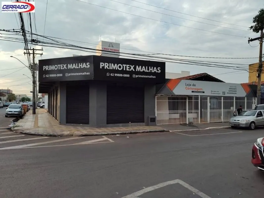 Imóvel comercial contendo duas edificações : uma sala comercial em torno de 130 ...