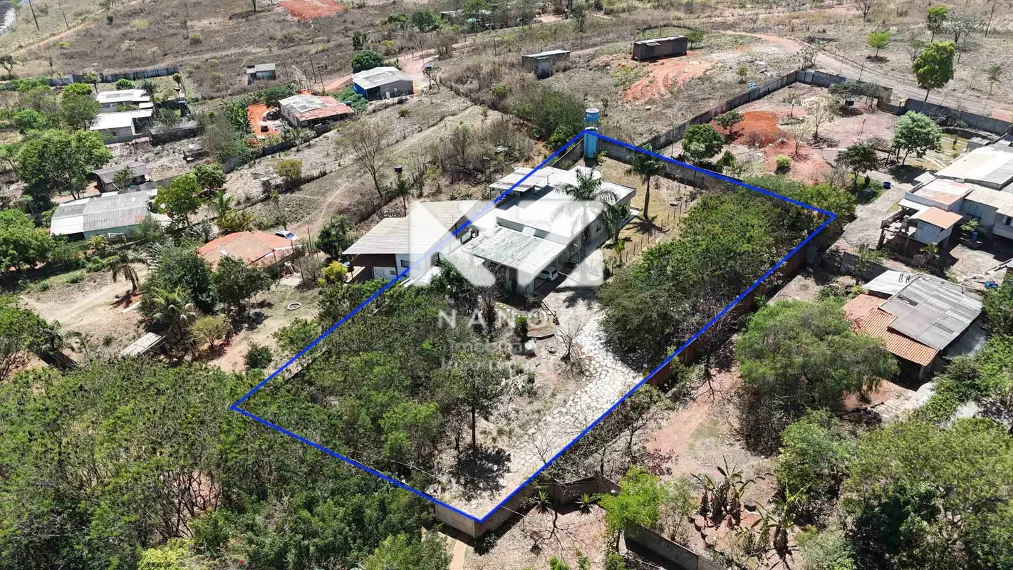 Descubra uma casa exclusiva no coração do Lago Norte, em Brasília, localizada na...