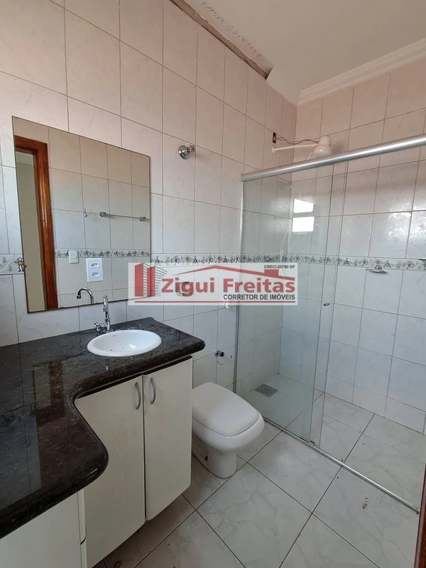 Imagine morar em uma casa moderna no Condomínio Residencial Vila Verde, em Sobra...