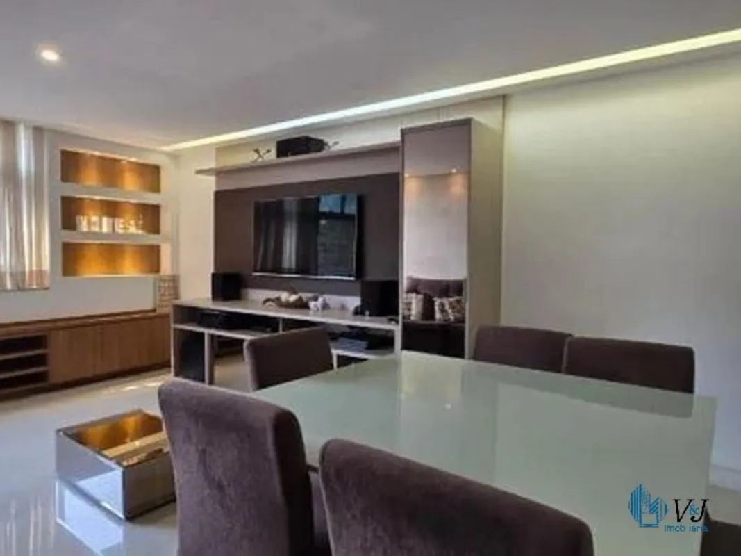 Apartamento na 105 Norte de alto padrão, completamente reformado, ideal para que...