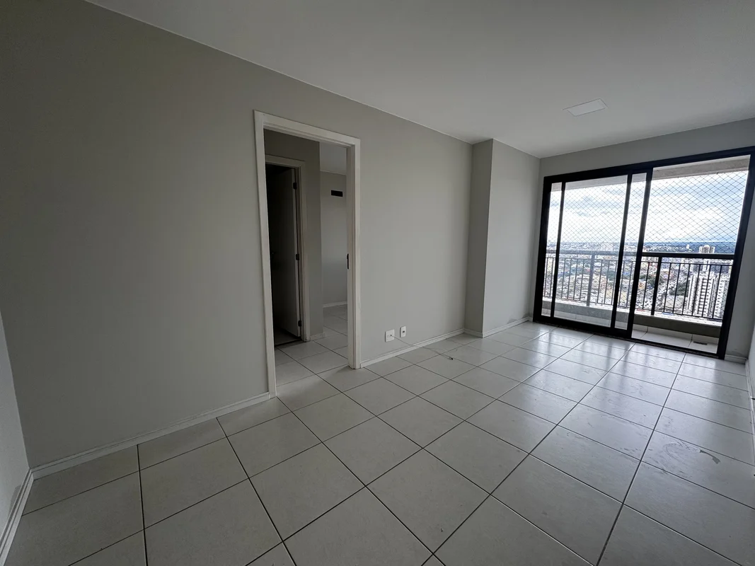 KAZU IMÓVEIS VENDE COM EXCLUSIVIDADE!- 2 SUÍTES - SALA DE ESTAR/JANTAR- COZINHA-...