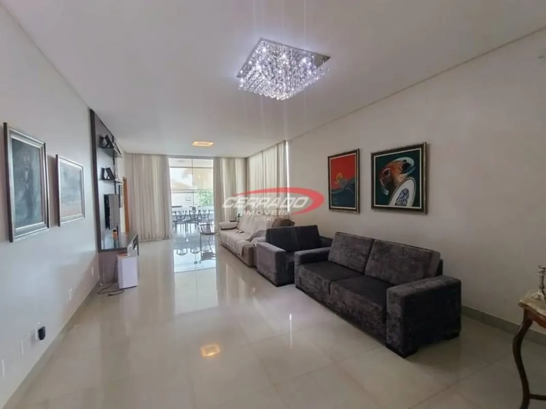 CASA TERREA 3 SUITES PLENAS, NASCENTE, ARES CONDICIONADOS, MONTADA EM ARMARIOS, ...