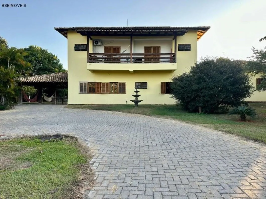 BSB IMÓVEIS APRESENTA:Excelente casa de 5000m2 em terreno de 2500m2 na cobiçada ...