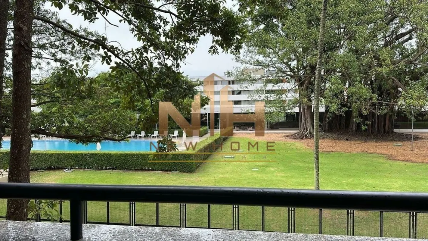 FLAT de 01 quarto, com 45m² de área privativa, com vista LIVRE.Cozinha americana...