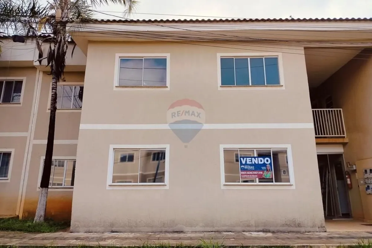 Se você procura um imóvel barato, bem localizado dentro do condomínio e pronto p...