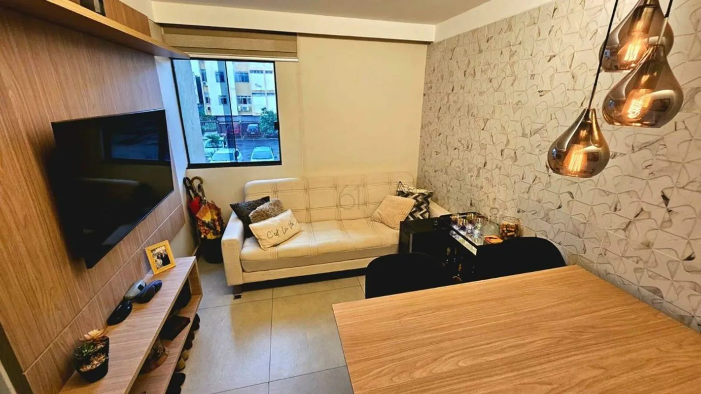 Luxo e Modernidade na QI 6 do Guará ISe você busca um imóvel onde o bom gosto en...