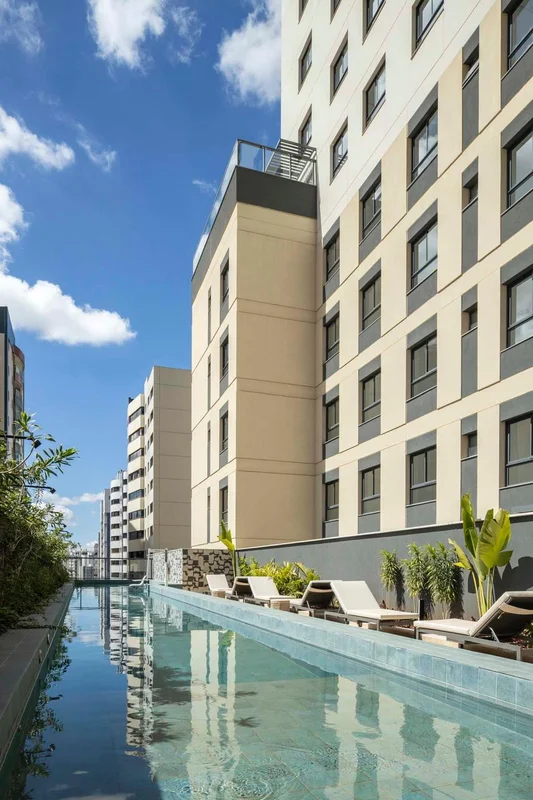 Descubra um apartamento residencial na Avenida Flamboyant, no bairro NORTE em Ág...