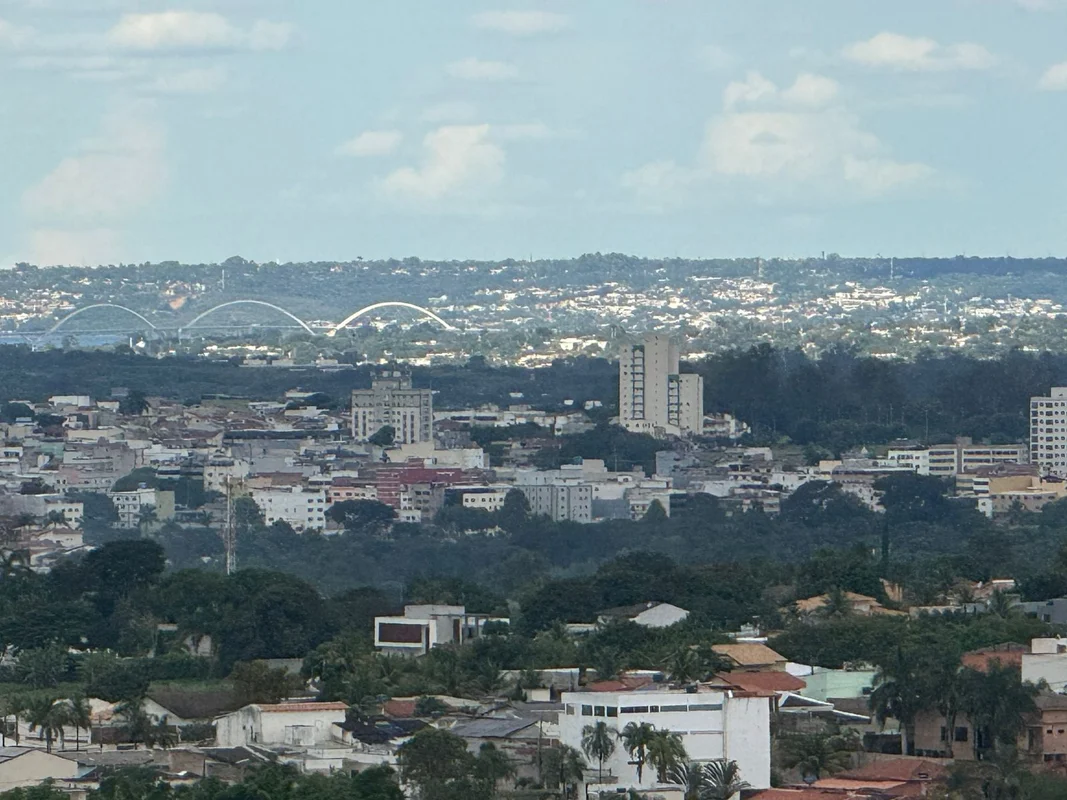 Imagine morar com uma vista espetacular, terreno espaçoso na ARNIQUEIRA, em Água...