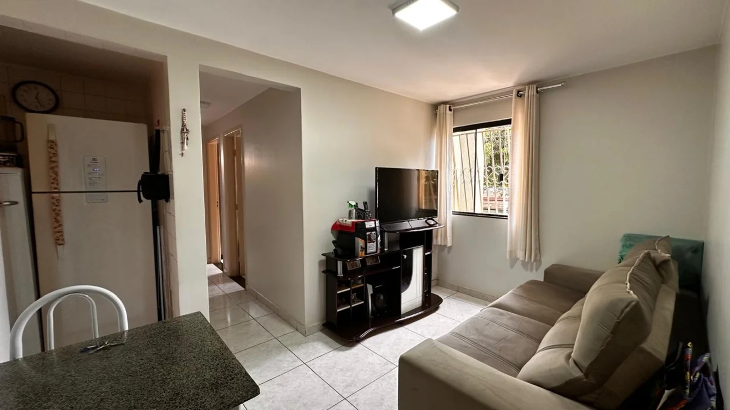 Julisce Alencar Assessoria Imobiliária vende...Apartamento localizado na Quadra ...