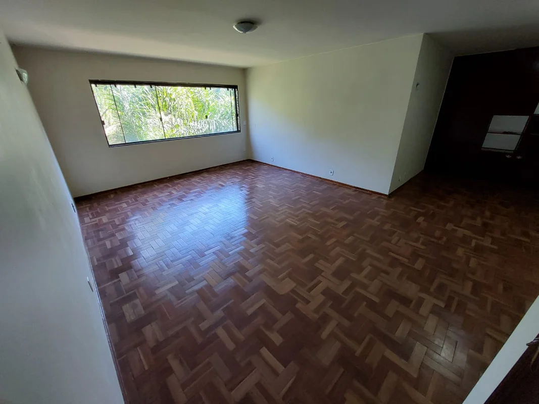 LM Shark Consultoria Imobiliária apresenta:Ótimo apto vazado, com 129,96m2 de ár...