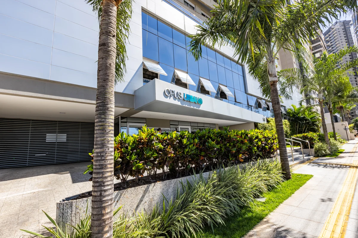 OPUS URBANO AREIÃOEsse belíssimo apartamento está localizado na Rua 135 no St Ma...