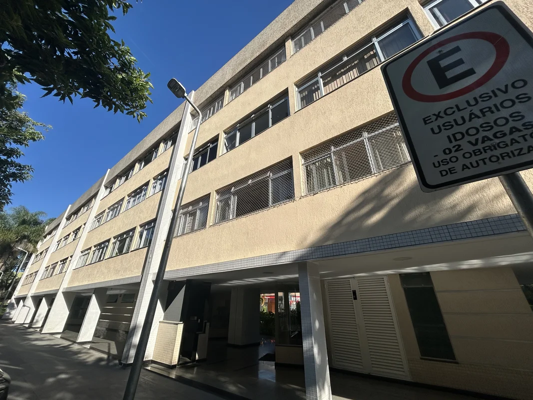 SQN 410 Bloco “M”, Apto 210 – ASA NORTE – CEP: 70.865-130 - EXCELENTE APARTAMENT...