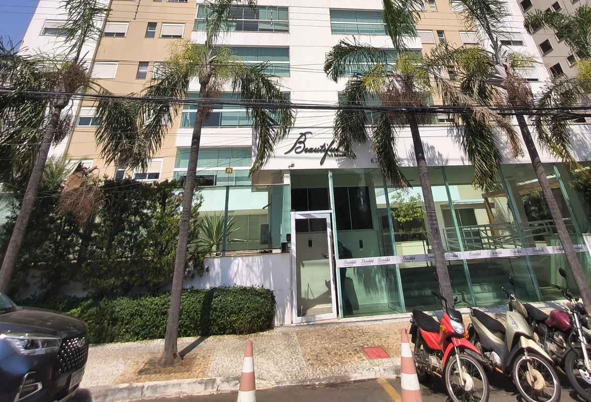 BEAUTIFUL PARK RESIDENCE - St BuenoEsse belo apartamento está localizado em fren...