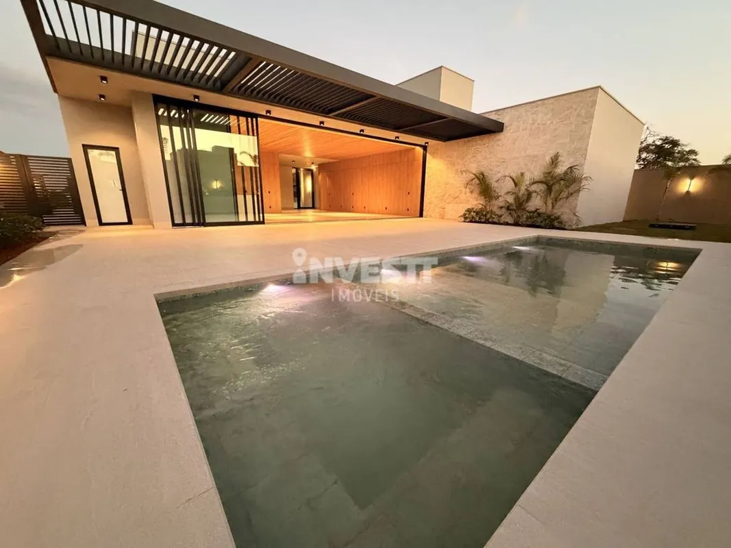 LOCALIZAÇÃO:Casa Térrea Exclusiva no Plateau Dor Unique. Se você procura exclusi...
