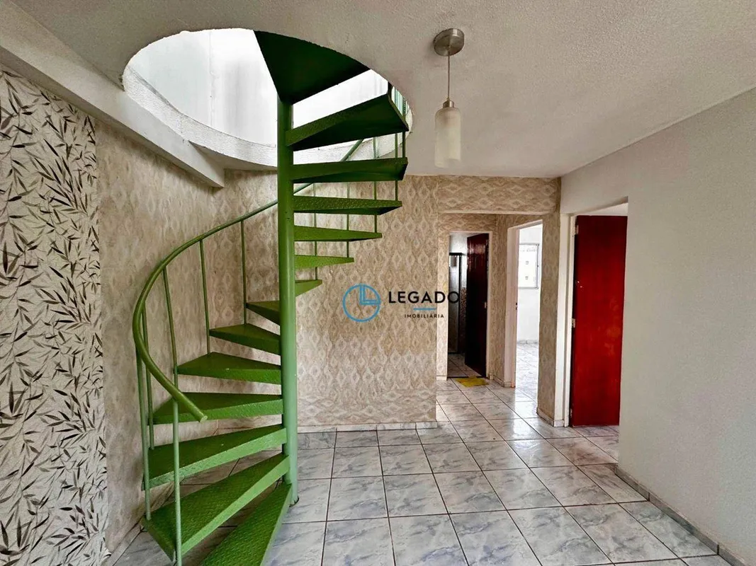 Este excelente apartamento com cobertura é uma oportunidade ideal para quem busc...