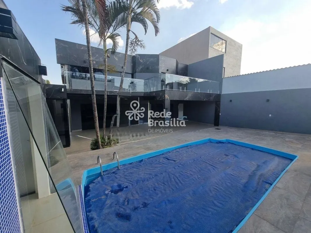  Linda Casa Alto Padrão Em Vicente PiresApresentamos uma casa de alto padrão, pr...