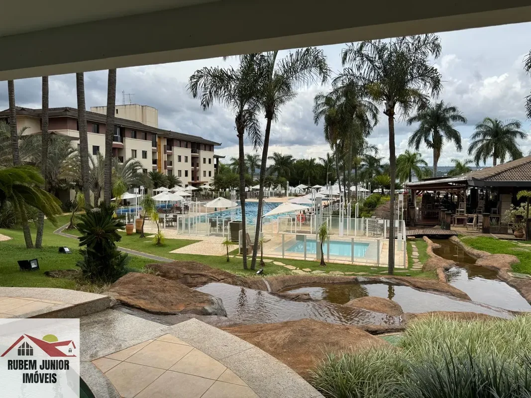 Apartamento no Life Resort com vista para o lagoUma das melhores localizações de...