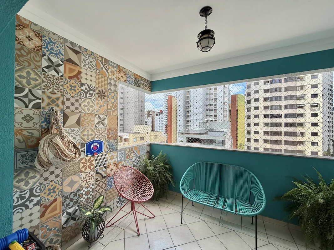 Apartamento com 99M2 muito bem distribuído e elaborado em sua planta arquitetôni...