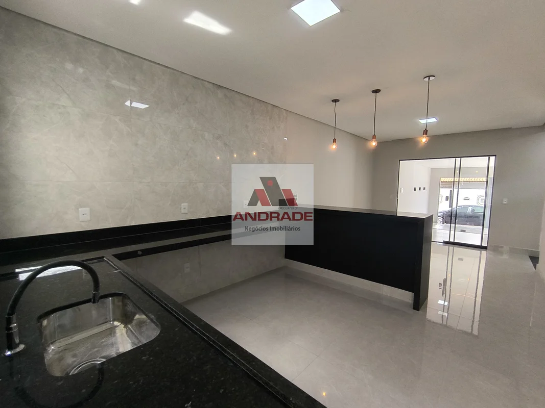 CASA NOVA MODERNA! FINÍSSIMO ACABAMENTO!3 DORMITÓRIOS SENDO UMA SUÍTE Porcelanat...