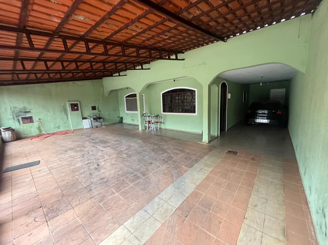 Casa Escriturada à Venda – Excelente Oportunidade em Taguatinga Sul QSD!Casa esp...