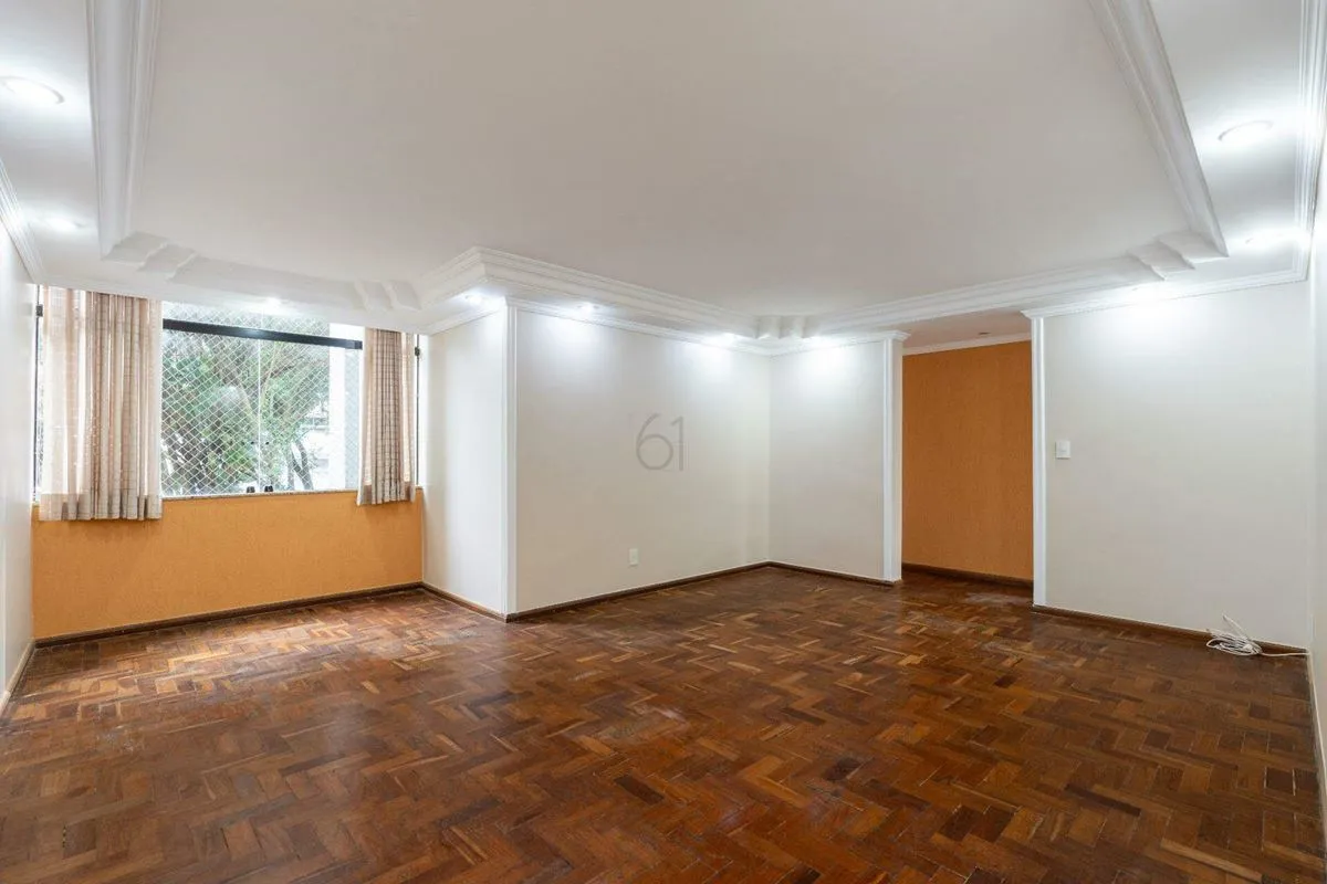 Encante-se com este apartamento vazado, com 115m², ideal para quem busca confort...