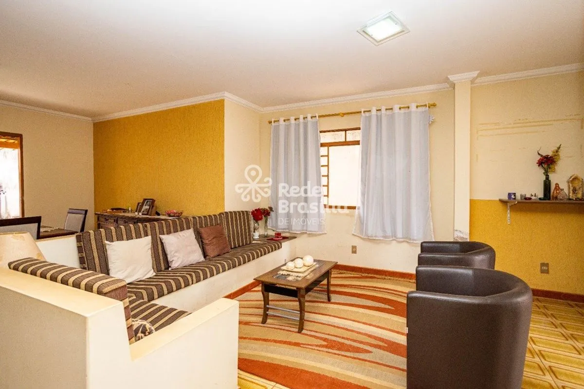 Condomínio Morada dos Nobres - Quadra 08 - Casa com 4 quartos - 410 m² - Varanda...