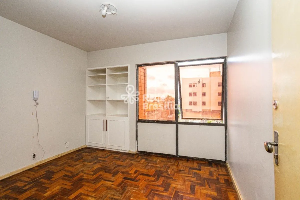QI 22 - Apartamento com 3 quartos - 1 suíte - aceita financiamento e FGTS - Guar...