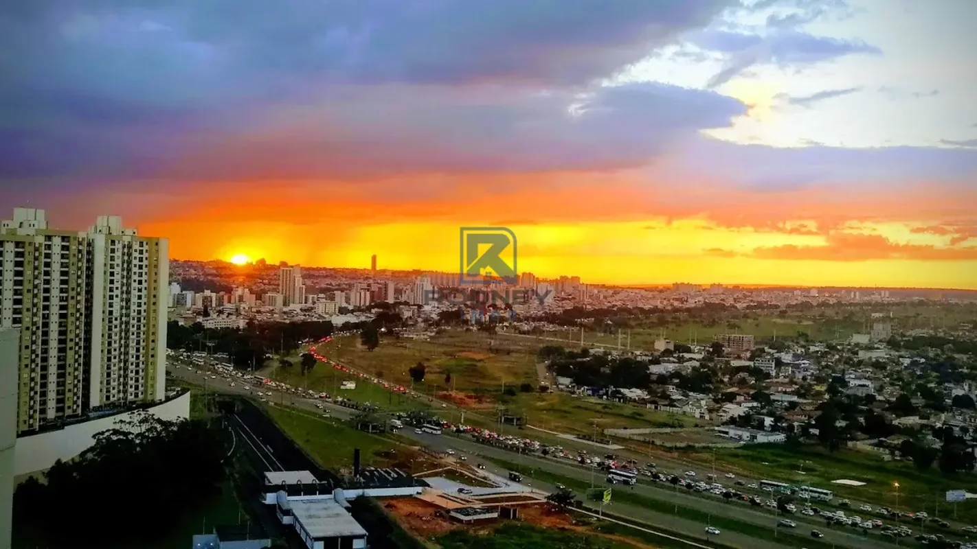 Flat completo. Estava no AirBnb, portanto, literalmente é só entrar com a roupa ...