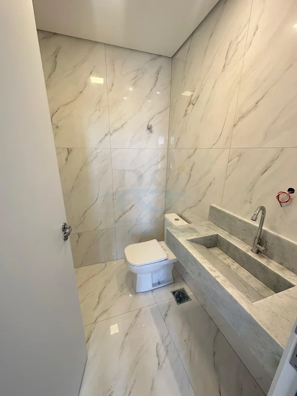  CASA MODERNA À VENDA – Ponte AltaSe você busca conforto, modernidade e qualidad...