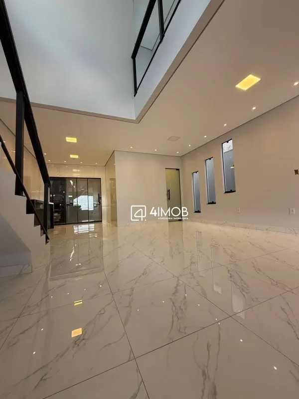 Modernidade e Exclusividade: Sua Nova Casa em Condomínio novo na Colônia Agrícol...