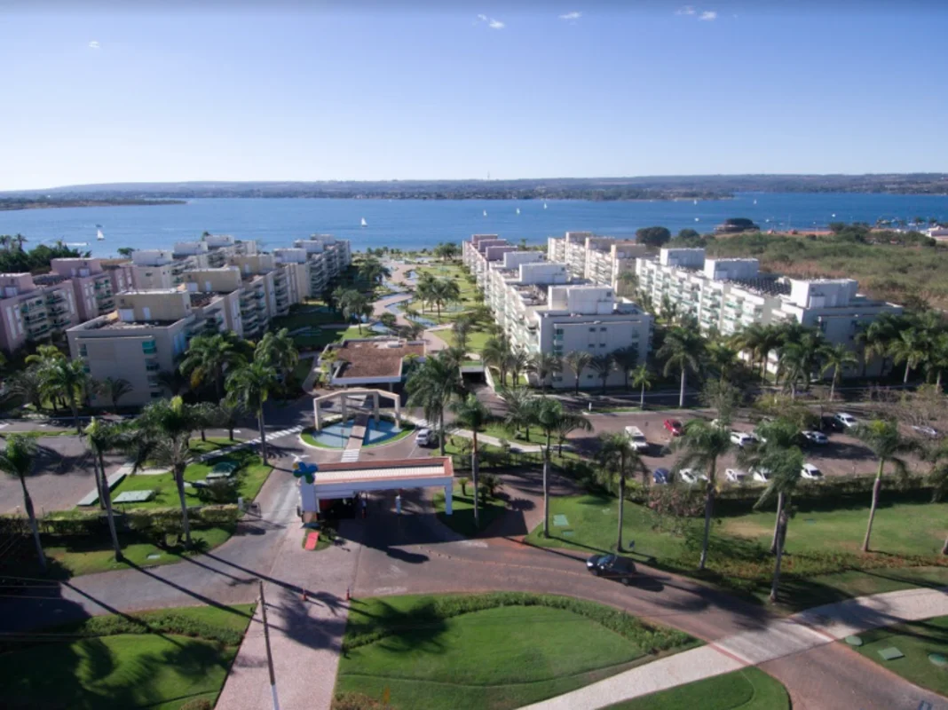 ALUGO SEM FIADOR! ou VENDO - Consultar Valor .Condomínio Fechado - ILHAS DO LAGO...