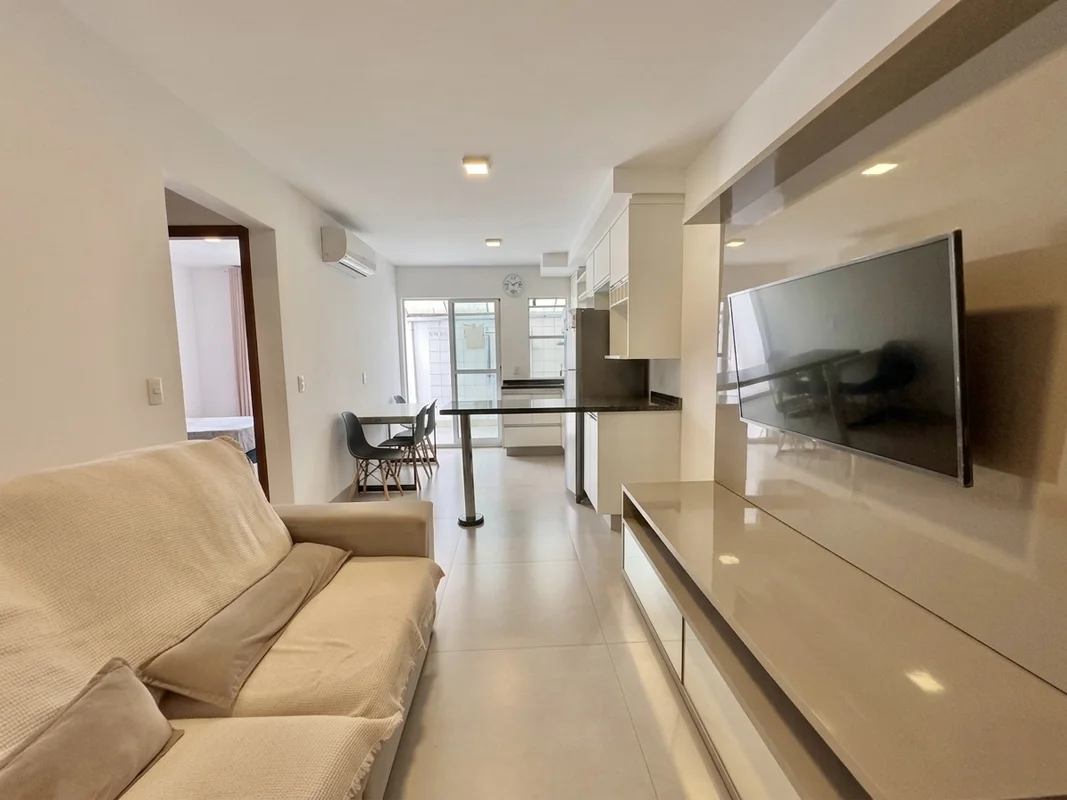 EXCELENTE OPORTUNIDADE NO EDIFÍCIO LINCOLN CENTERSão bem distribuídos em sala de...