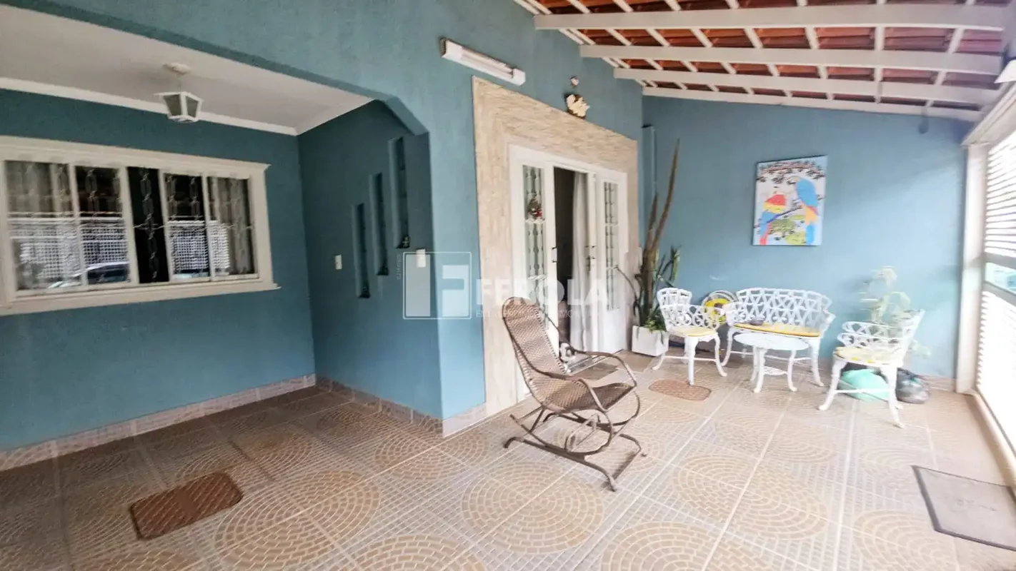 FEROLA A MAIS ACESSA DE BRASÍLIA VENDE CASA NA QI 06 - 98224-8049 - LAJE E MANTA...