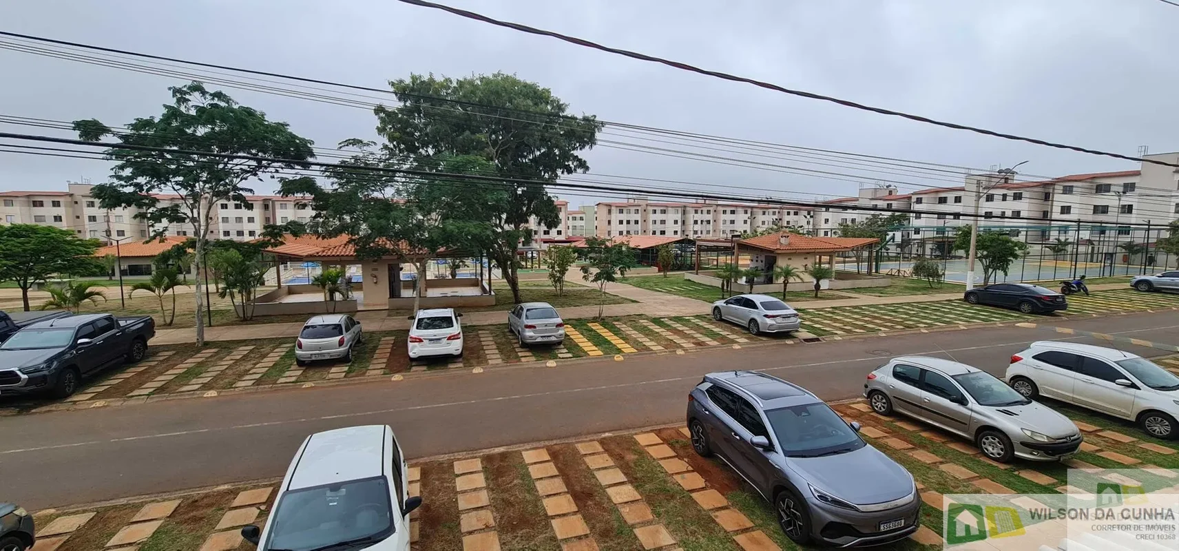 Descubra um apartamento acolhedor e bem localizado na Rua 300 Lote 302, TOTAL VI...