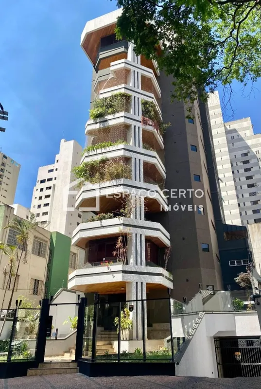 Excelente apartamento à venda no Edifício Village Plaza, composto por 03 suítes ...