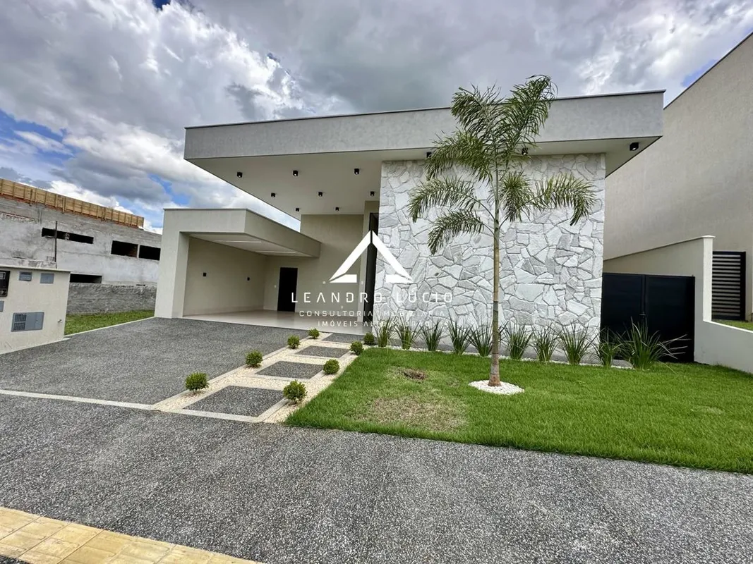 Casa térrea à venda no Portal do Sol Garden, Goiânia, condomínio fechado de alto...