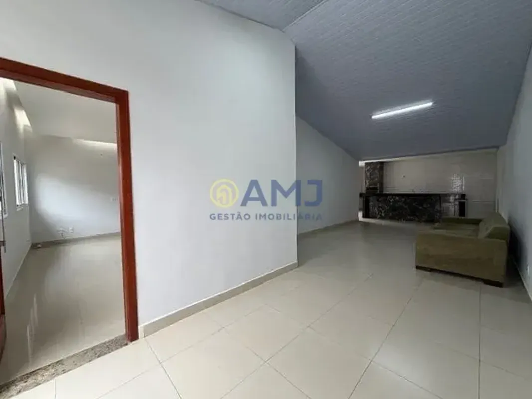 CASA EM CONDOMÍNIO À VENDA VEREDAS DO BOSQUE APARECIDA DE GOIÂNIA A apenas 7 min...