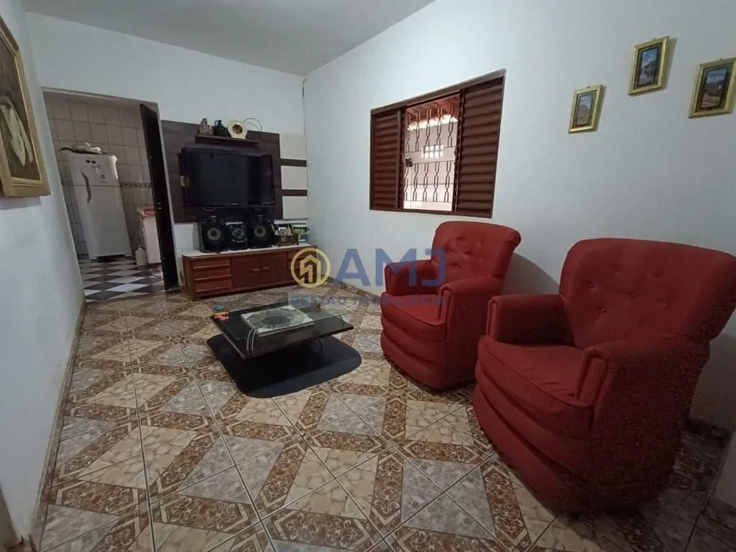 Excelente Oportunidade: Imóvel Residencial e Comercial! Área do lote: 230,21 m² ...