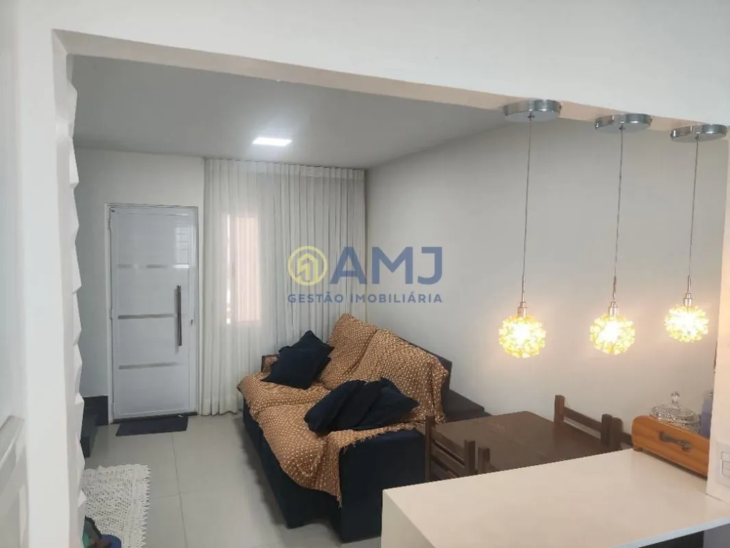 Sobrado à Venda no Residencial HavaíEncante-se com este excelente sobrado que un...