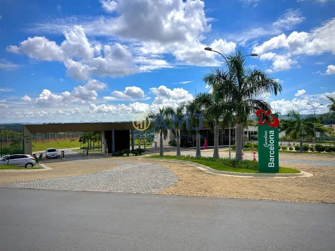 Descubra a magia de viver em harmonia com a natureza no Jardins Barcelona, um re...