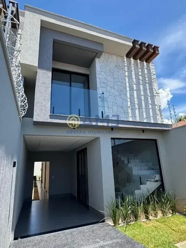 Sobrado Alto Padrão Jardim Vila Boa3 suítes plenas (máster com hidromassagem, cu...