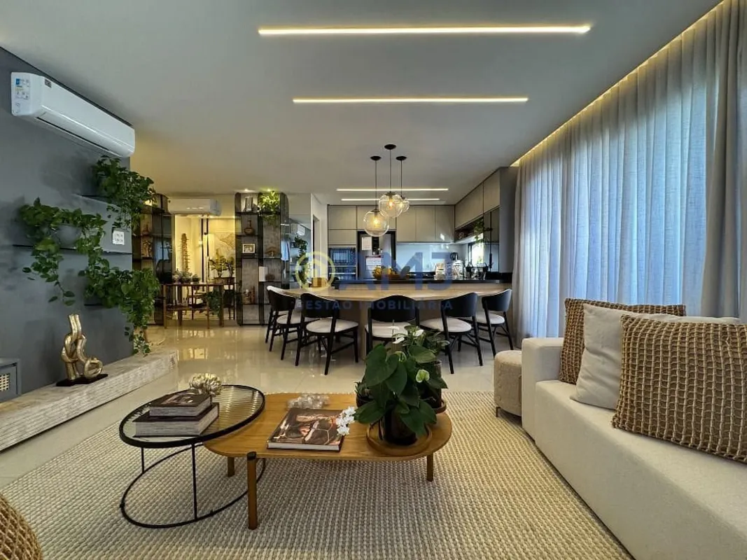 PENTHOUSE MOBILIADA À VENDA ELLO VACA BRAVA SETOR BUENO Vista privilegiada para ...