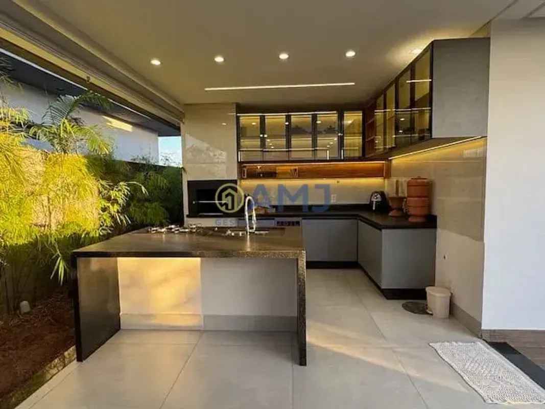 CASA TÉRREA À VENDA COND. JARDINS NÁPOLESTerreno: 463,87 m² Construção: 230,87 m...