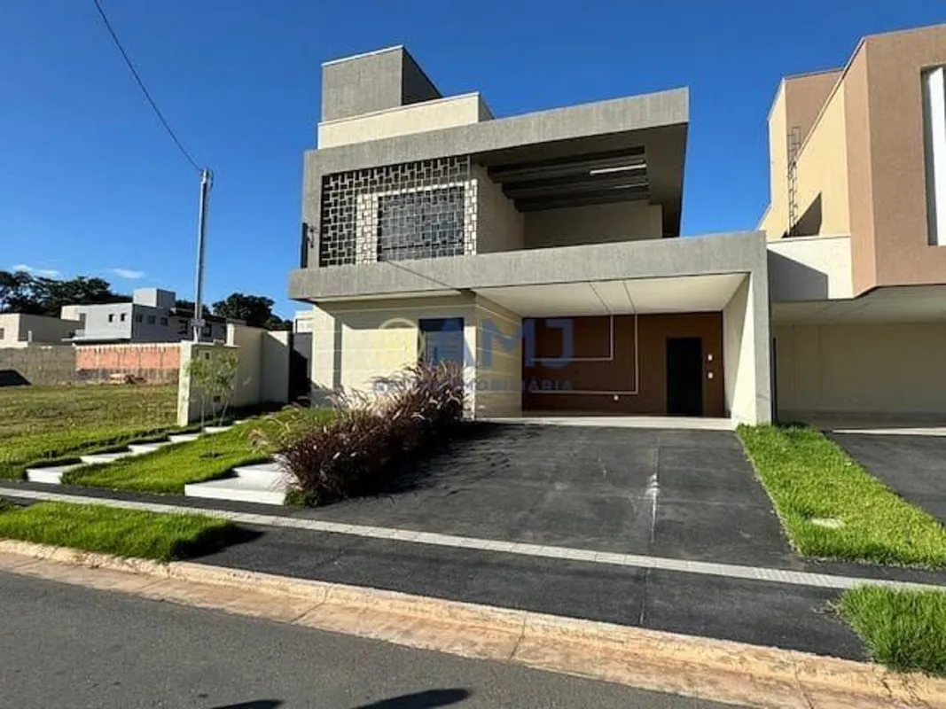 Sobrado no Jardins Barcelona - Possui 4 suítes plenas no pavimento superior!Ampl...